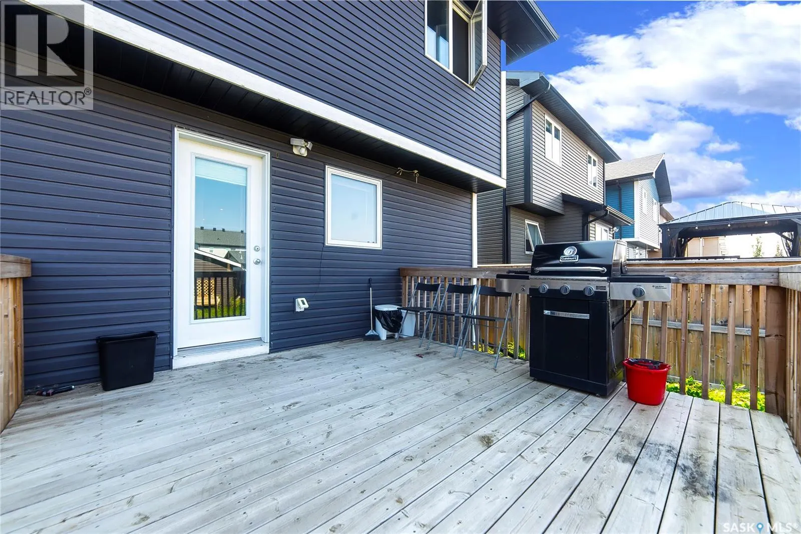 314 Palliser WAY