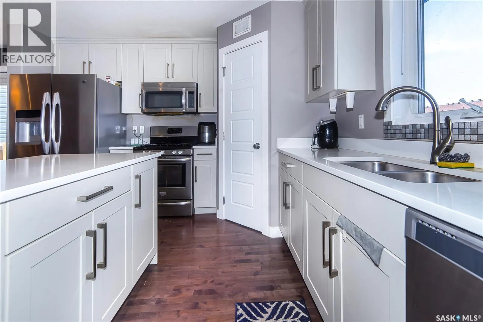 314 Palliser WAY