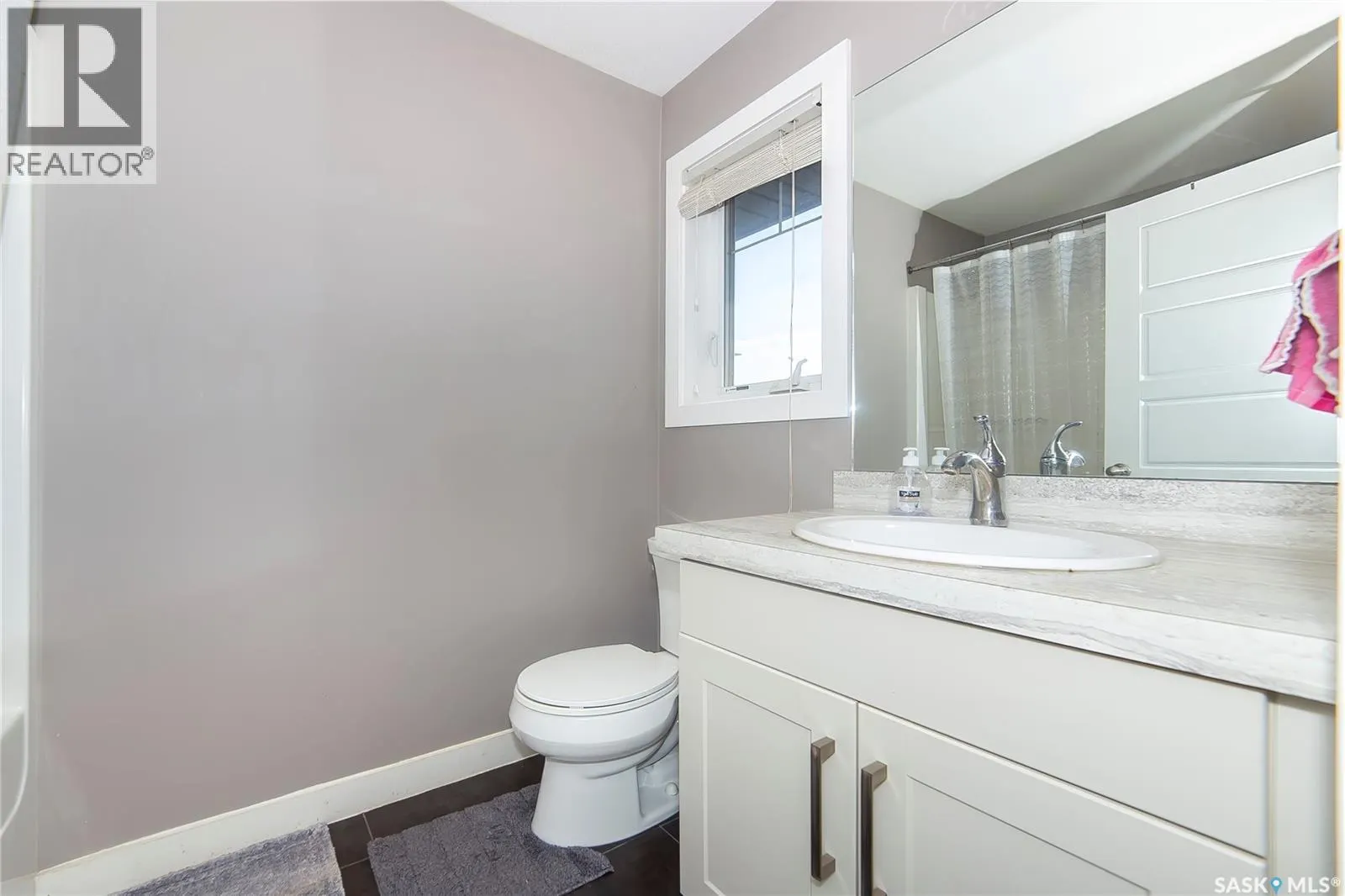 314 Palliser WAY
