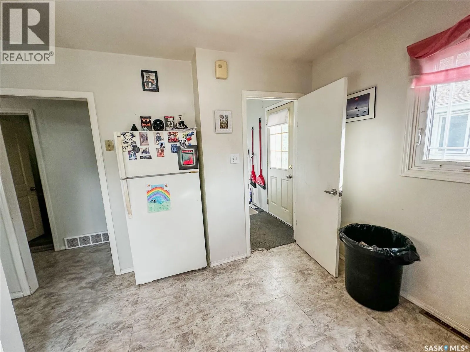 55 Reaman AVENUE