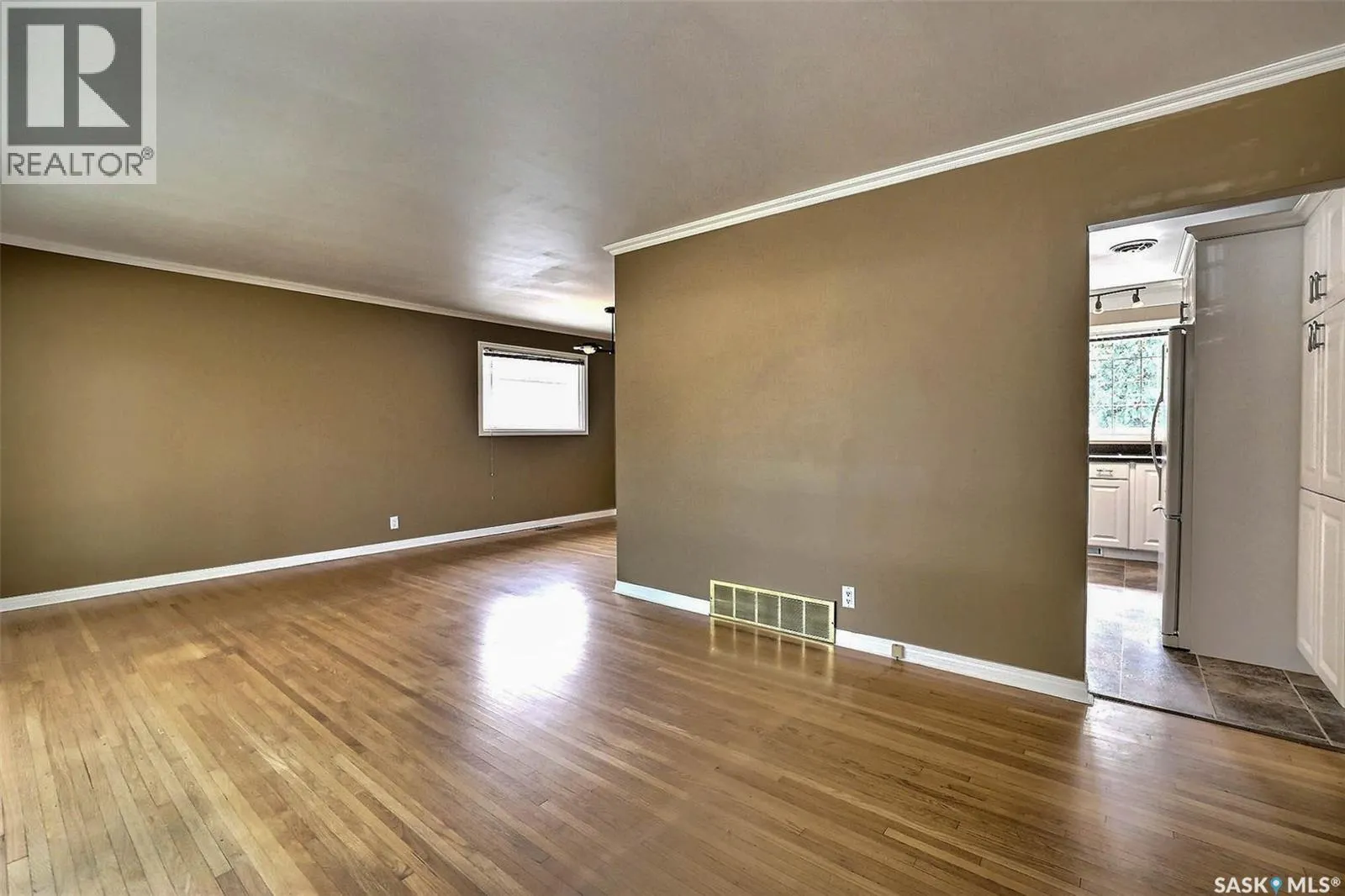 2433 Gordon ROAD