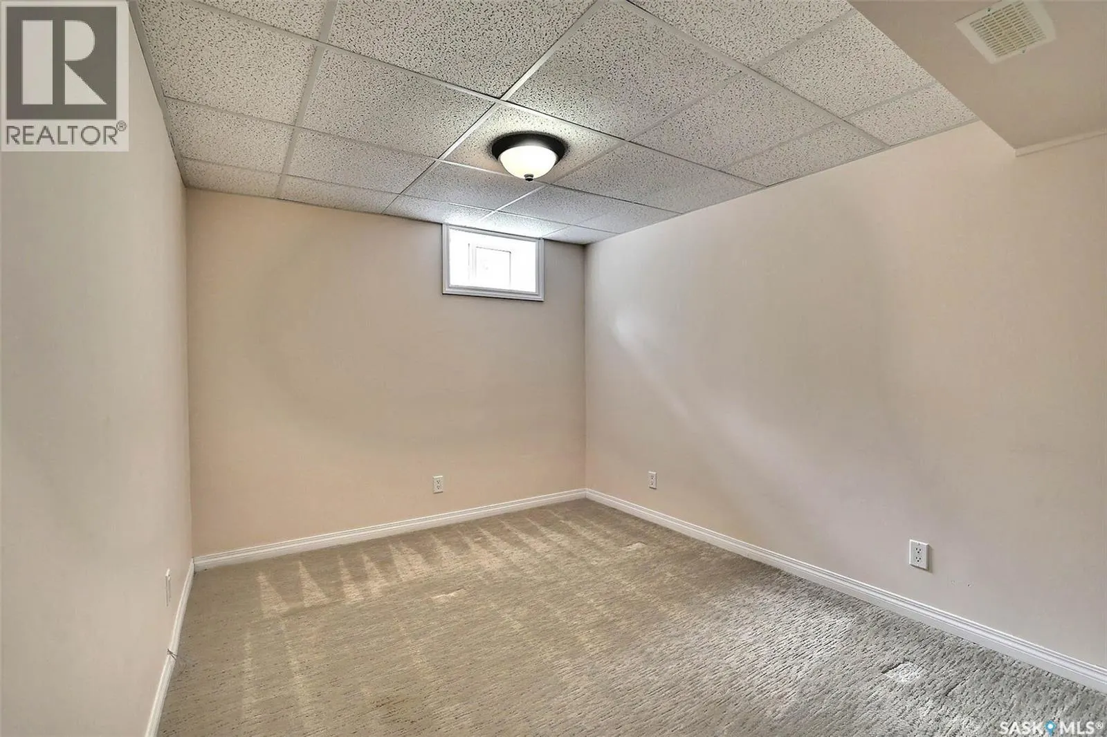 2433 Gordon ROAD