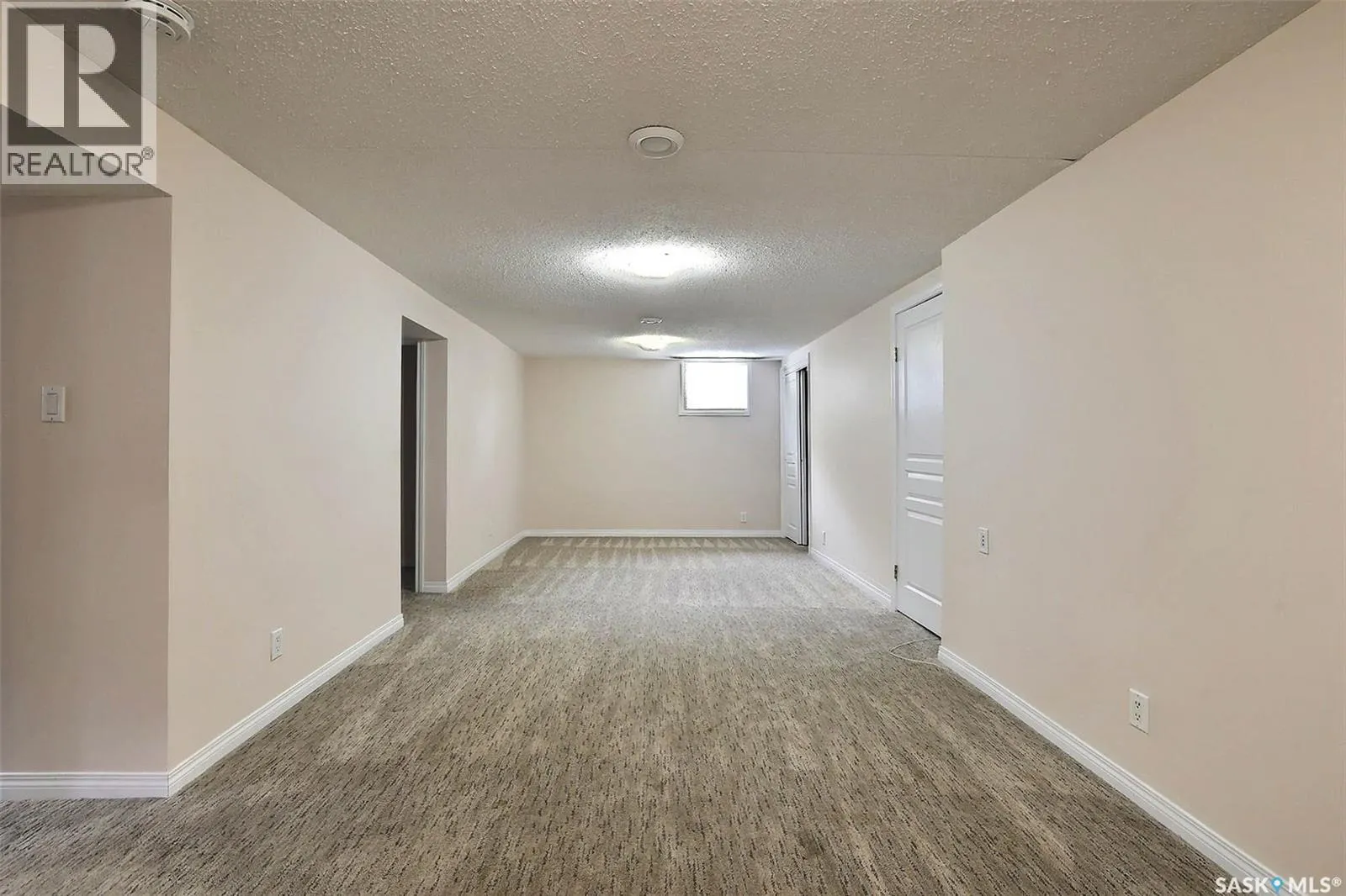 2433 Gordon ROAD