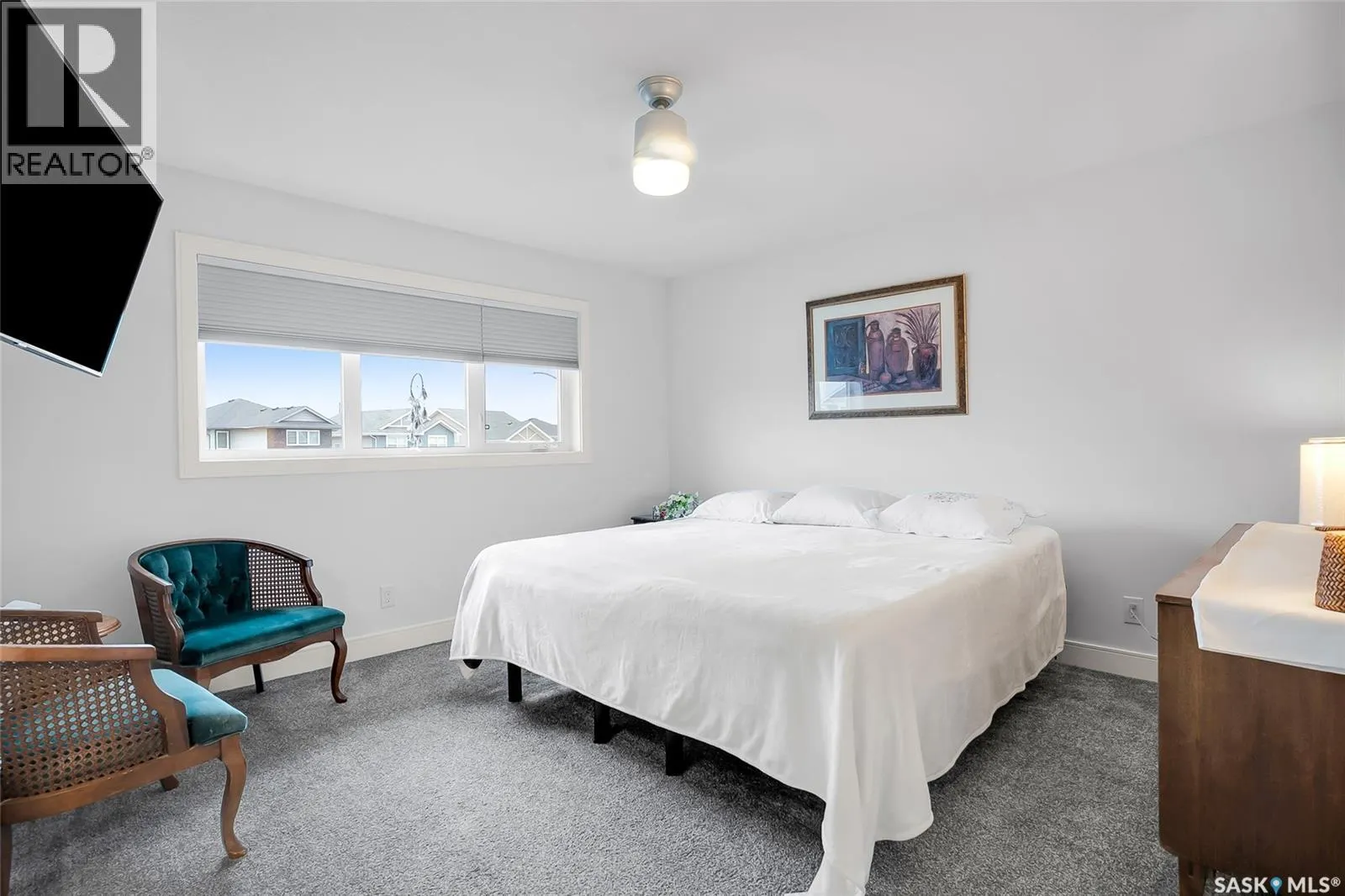 350 Hassard CLOSE