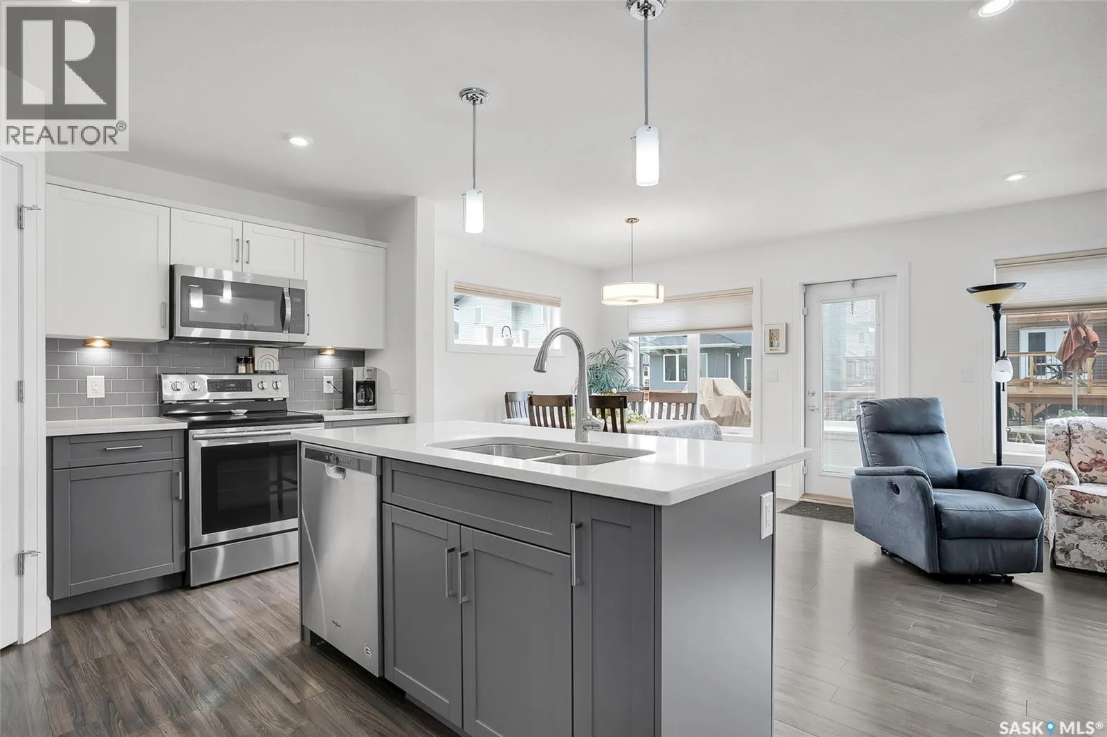 350 Hassard CLOSE