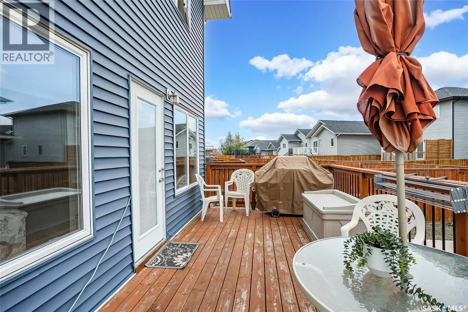 350 Hassard CLOSE