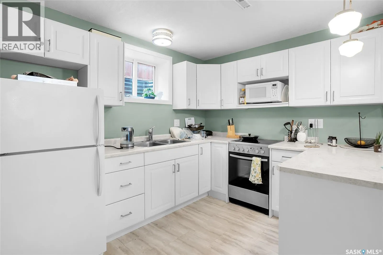 350 Hassard CLOSE