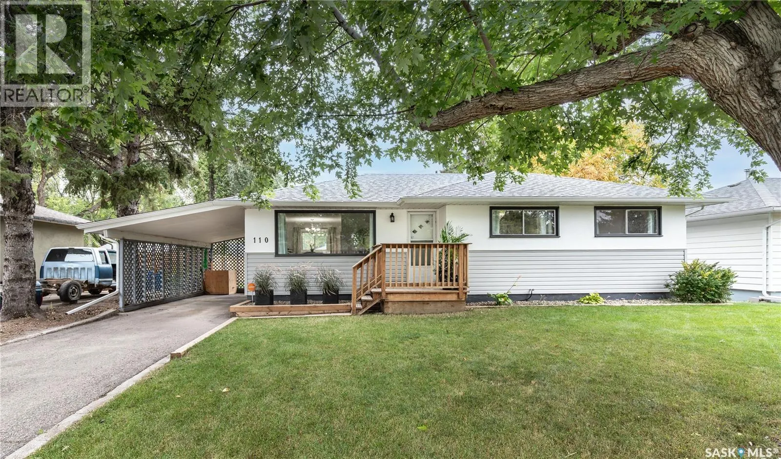 110 Wilson CRESCENT