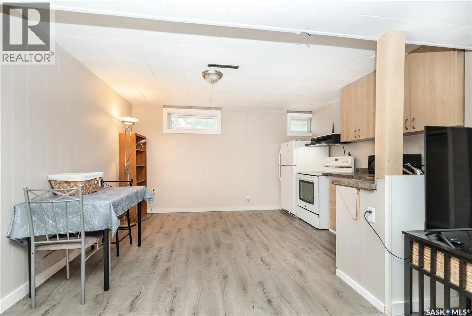 110 Wilson CRESCENT