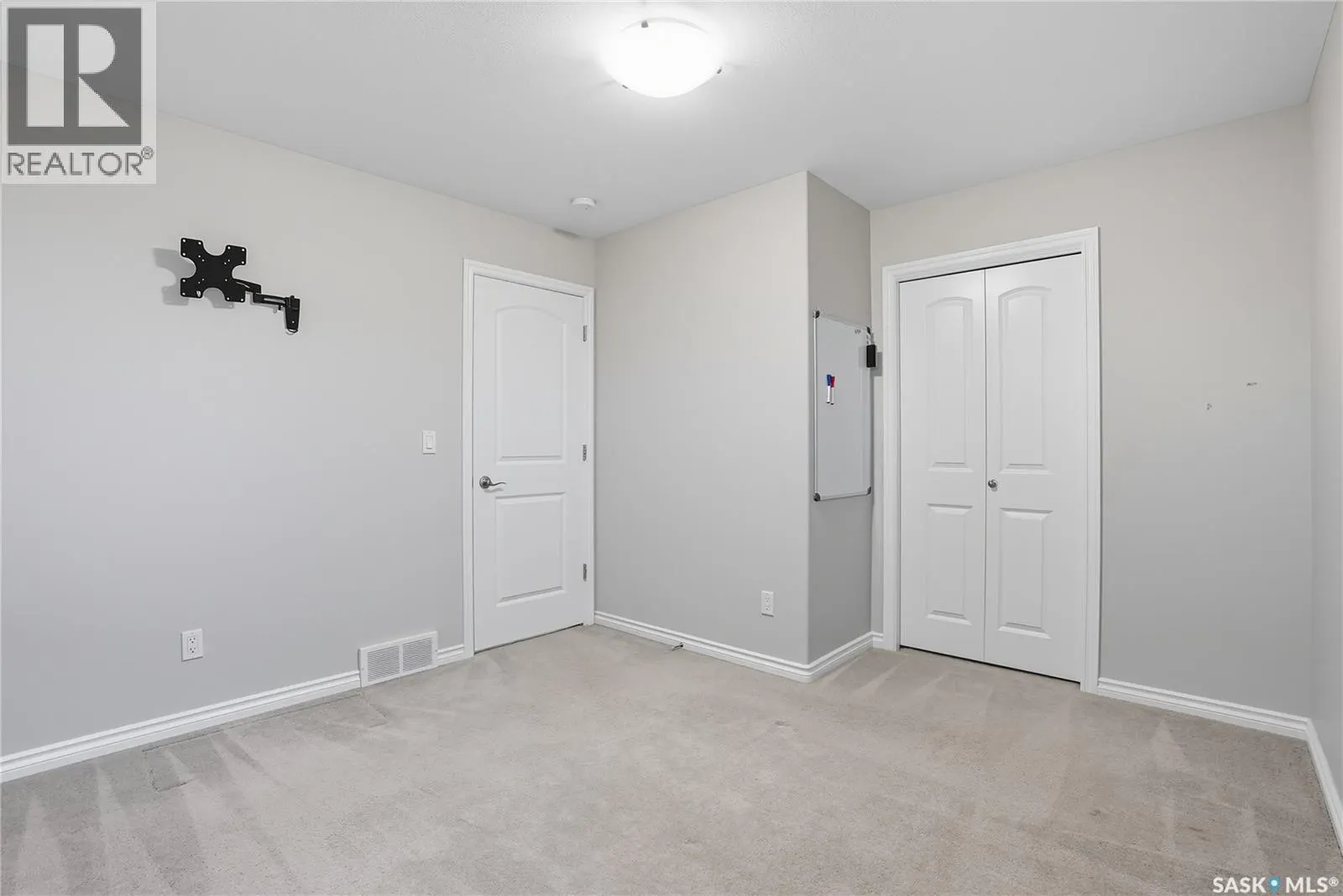 446 Lewin WAY