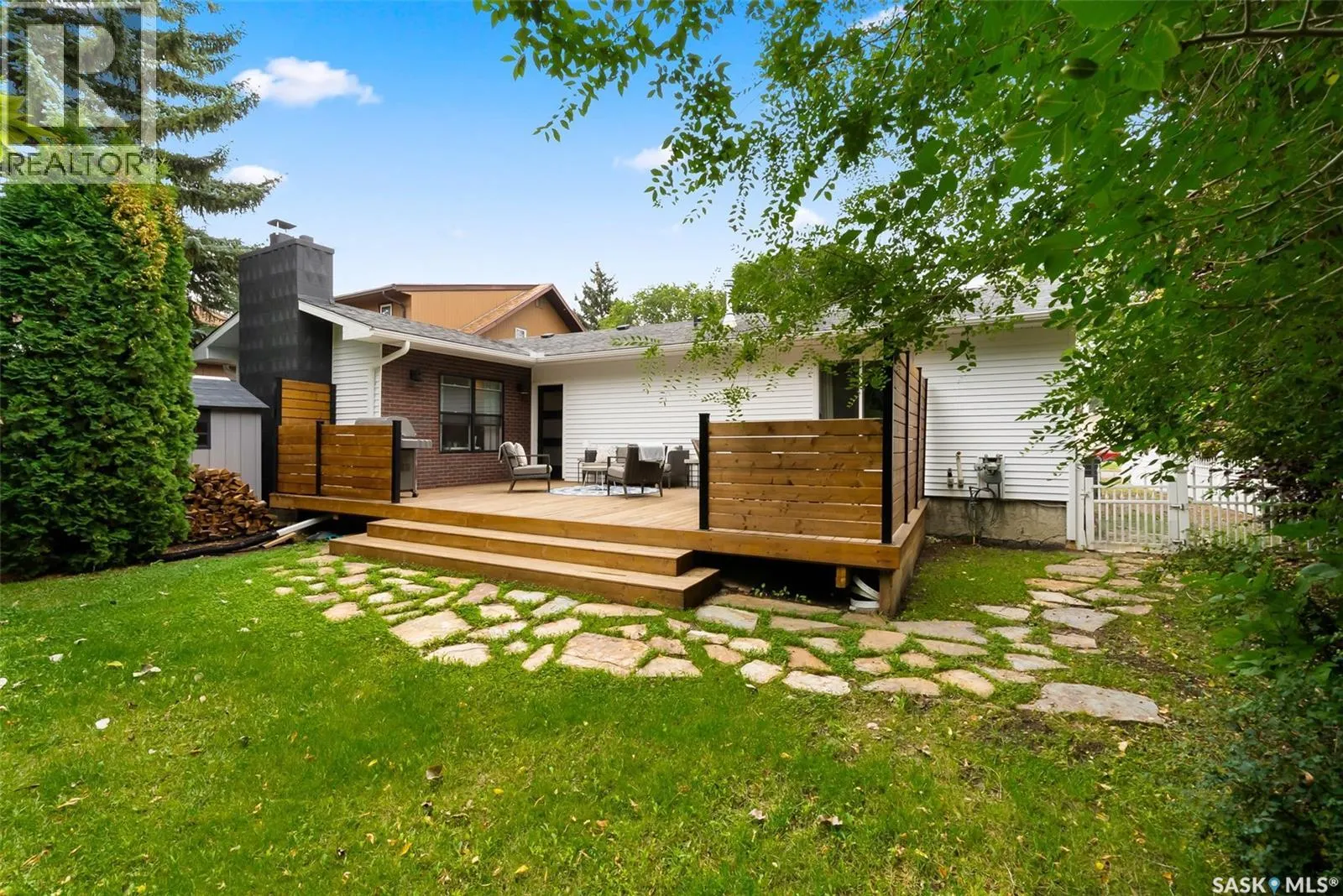 7 Trudeau BAY