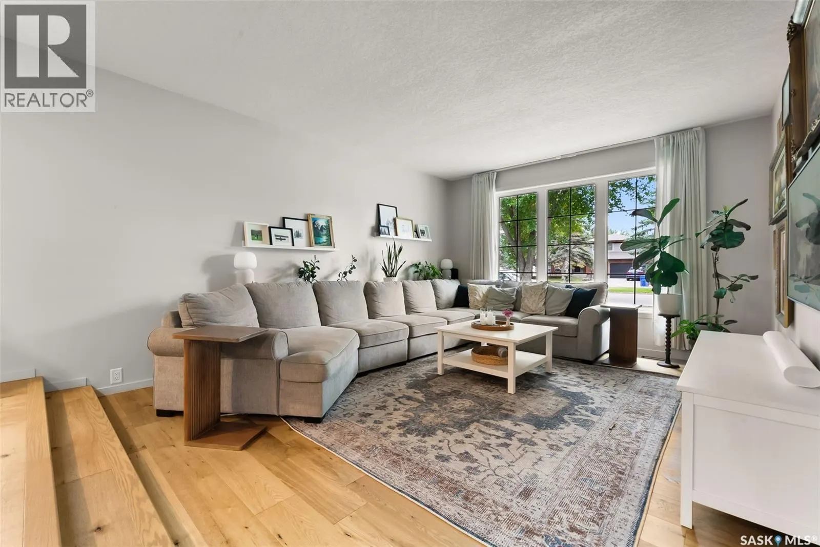 7 Trudeau BAY
