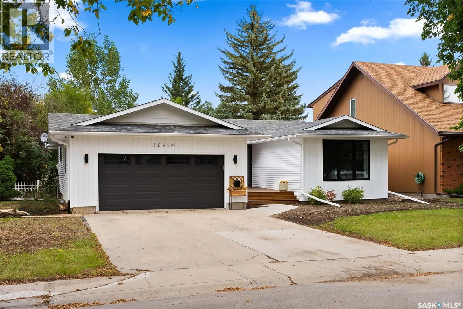 7 Trudeau BAY