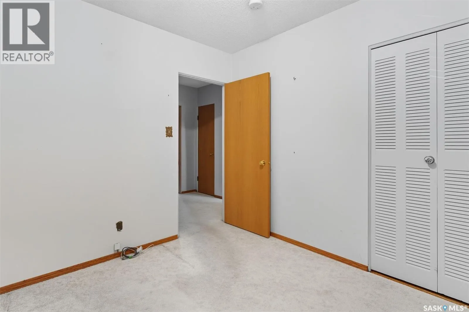 20 MacDermid CRESCENT