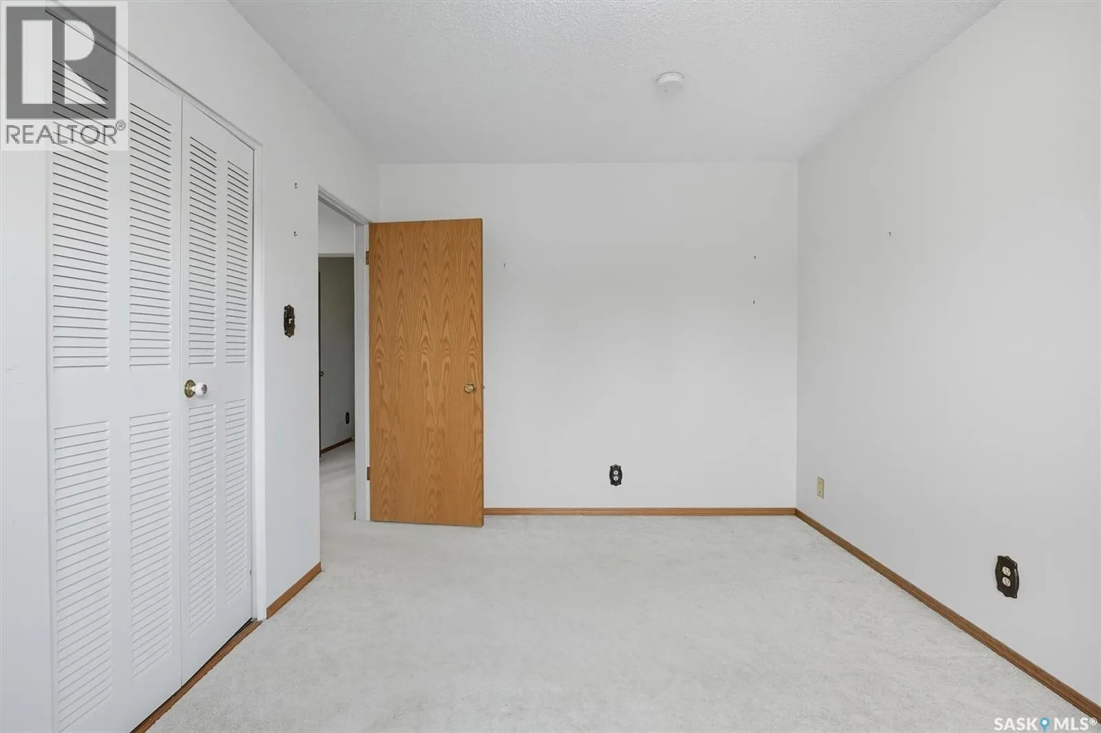 20 MacDermid CRESCENT
