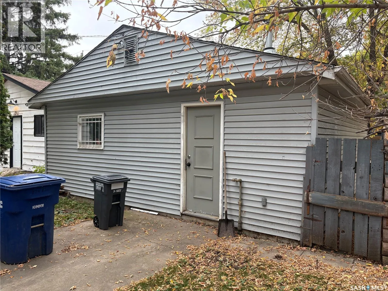 224 Elm STREET E