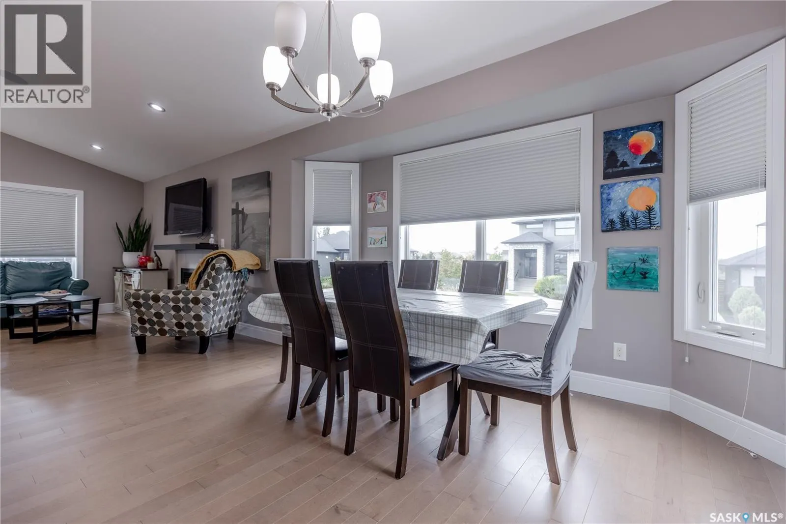 211 Sauer CRESCENT