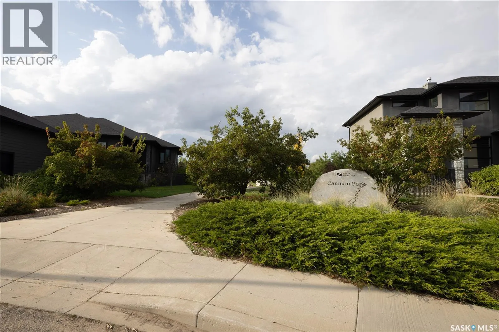 211 Sauer CRESCENT