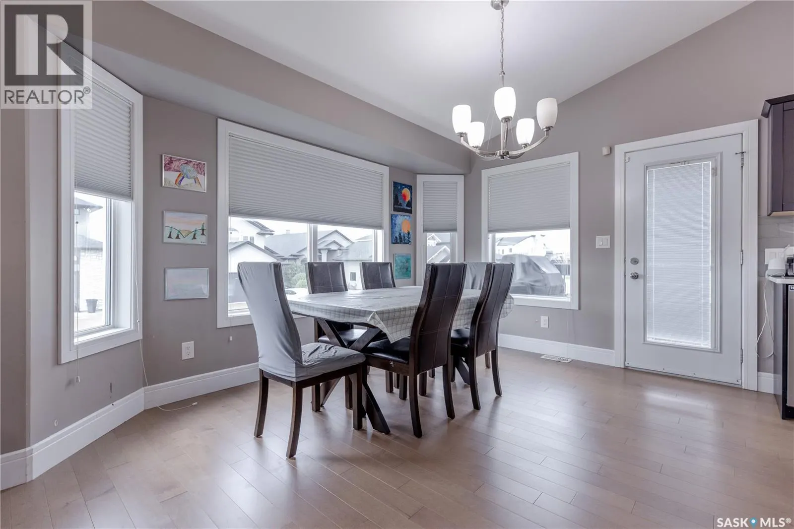 211 Sauer CRESCENT
