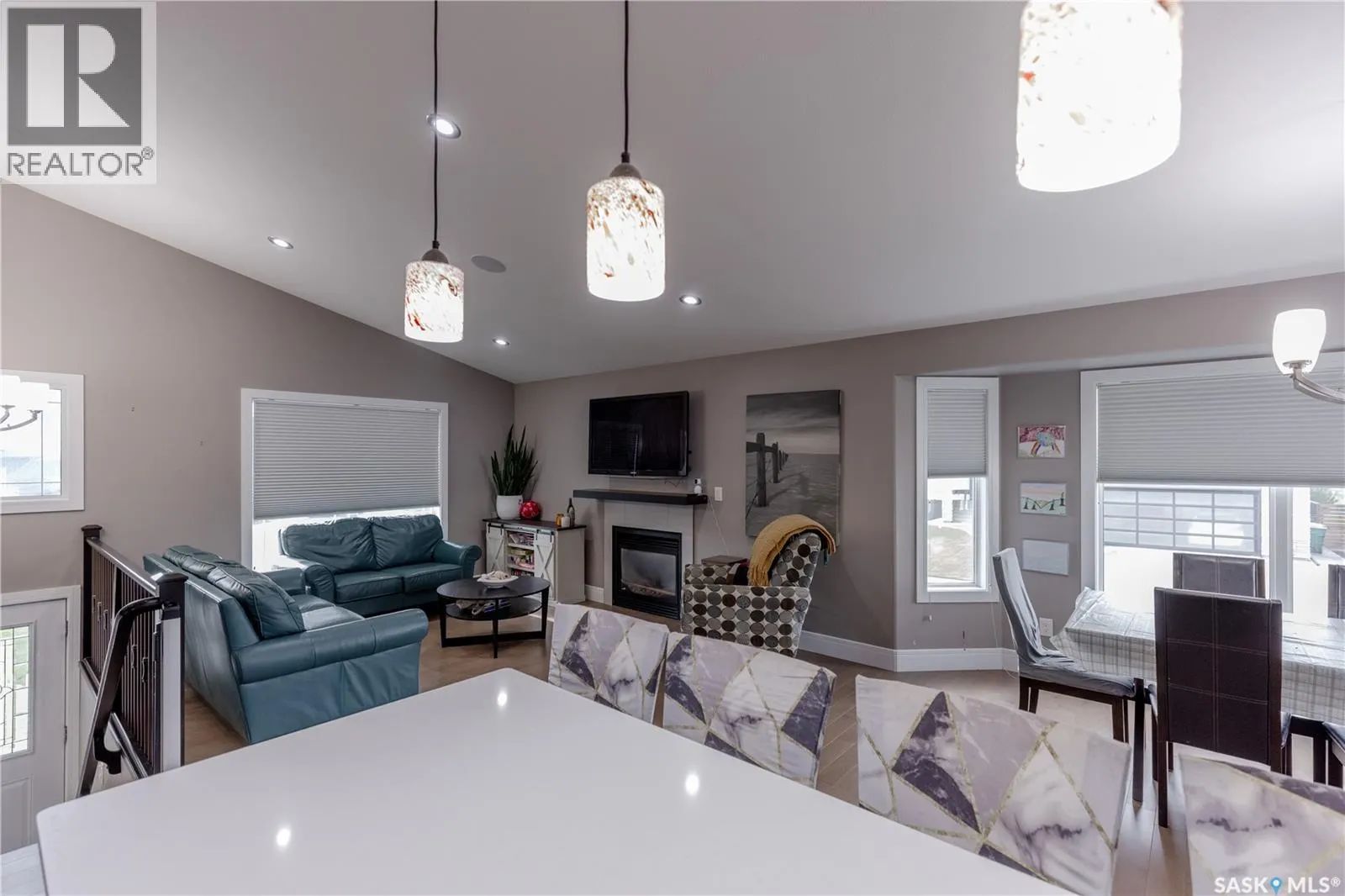 211 Sauer CRESCENT