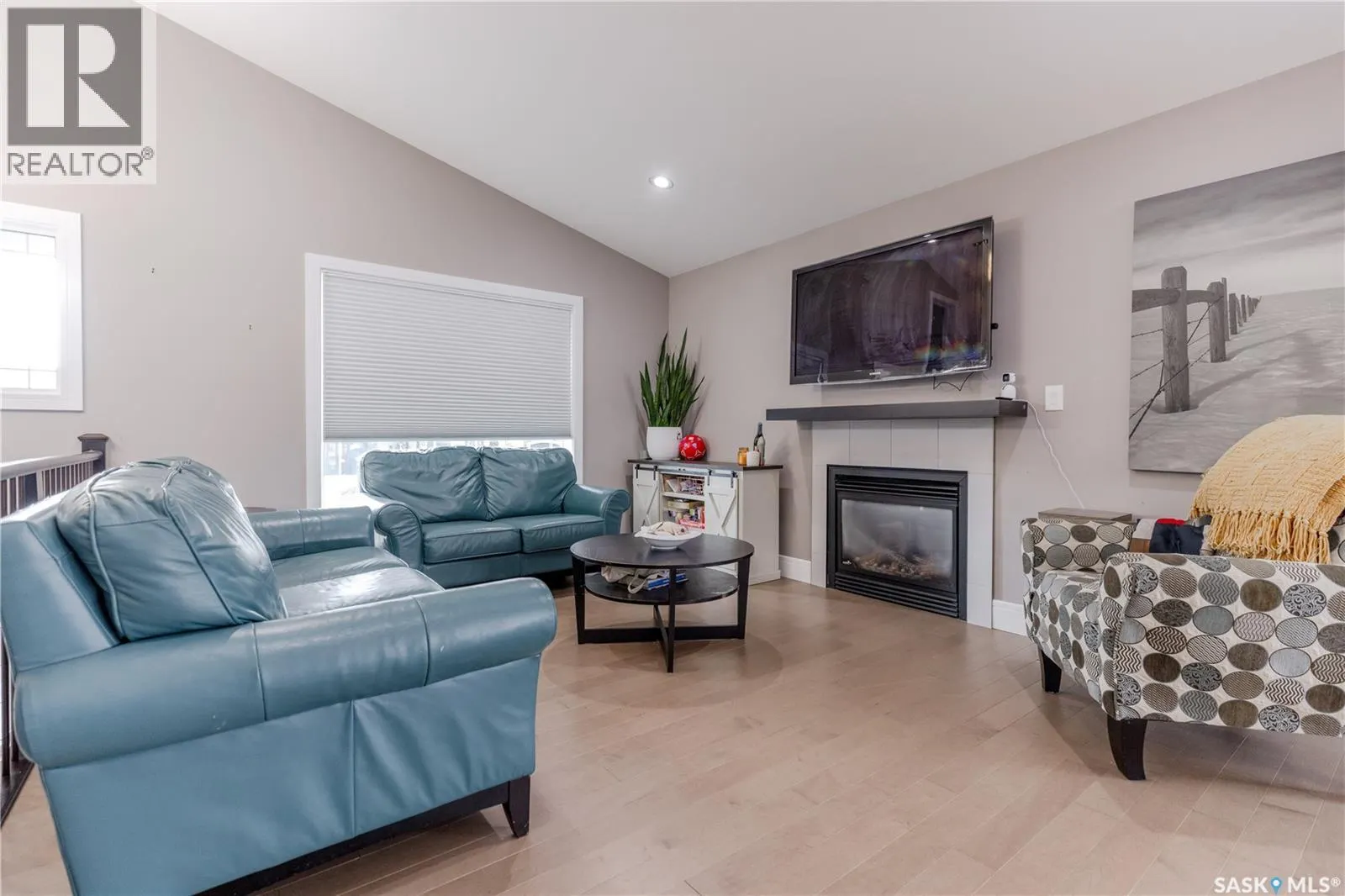 211 Sauer CRESCENT