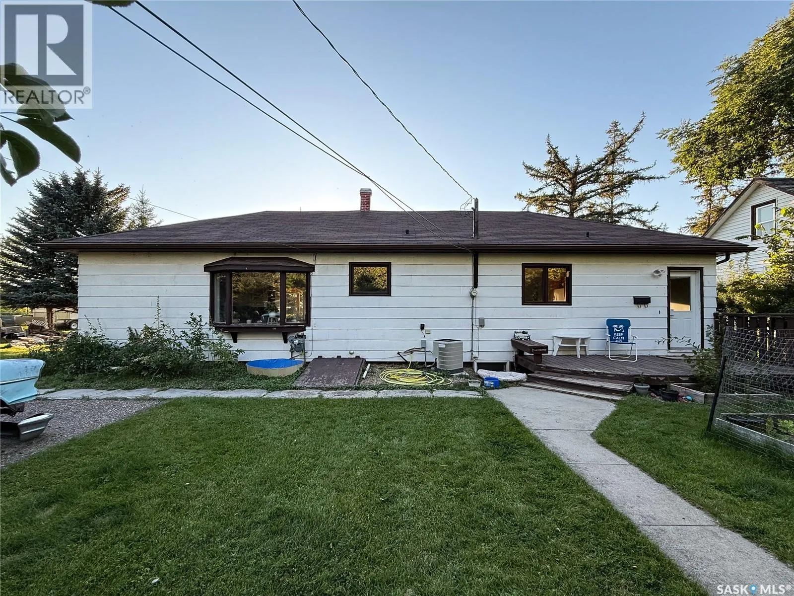 223 Riverside BOULEVARD