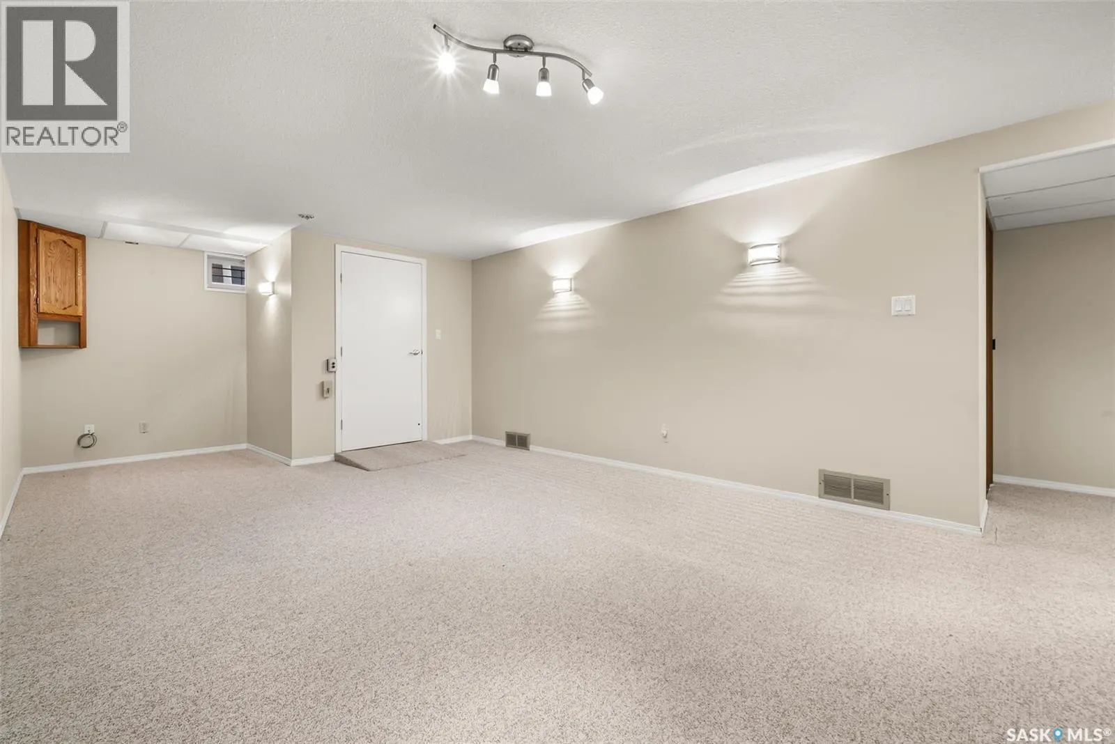 179 Mcinnis CRESCENT
