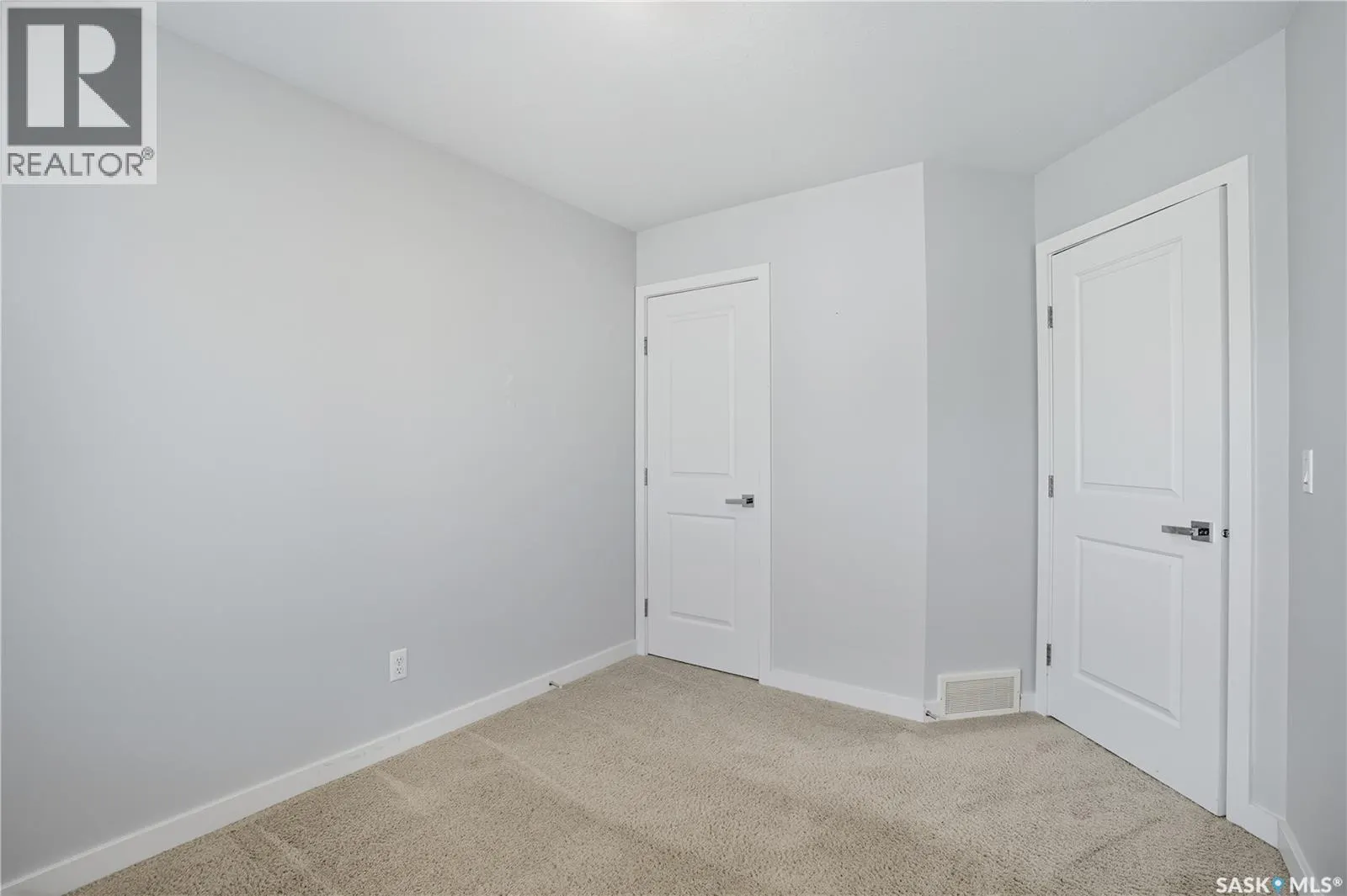 507 455 Rempel LANE