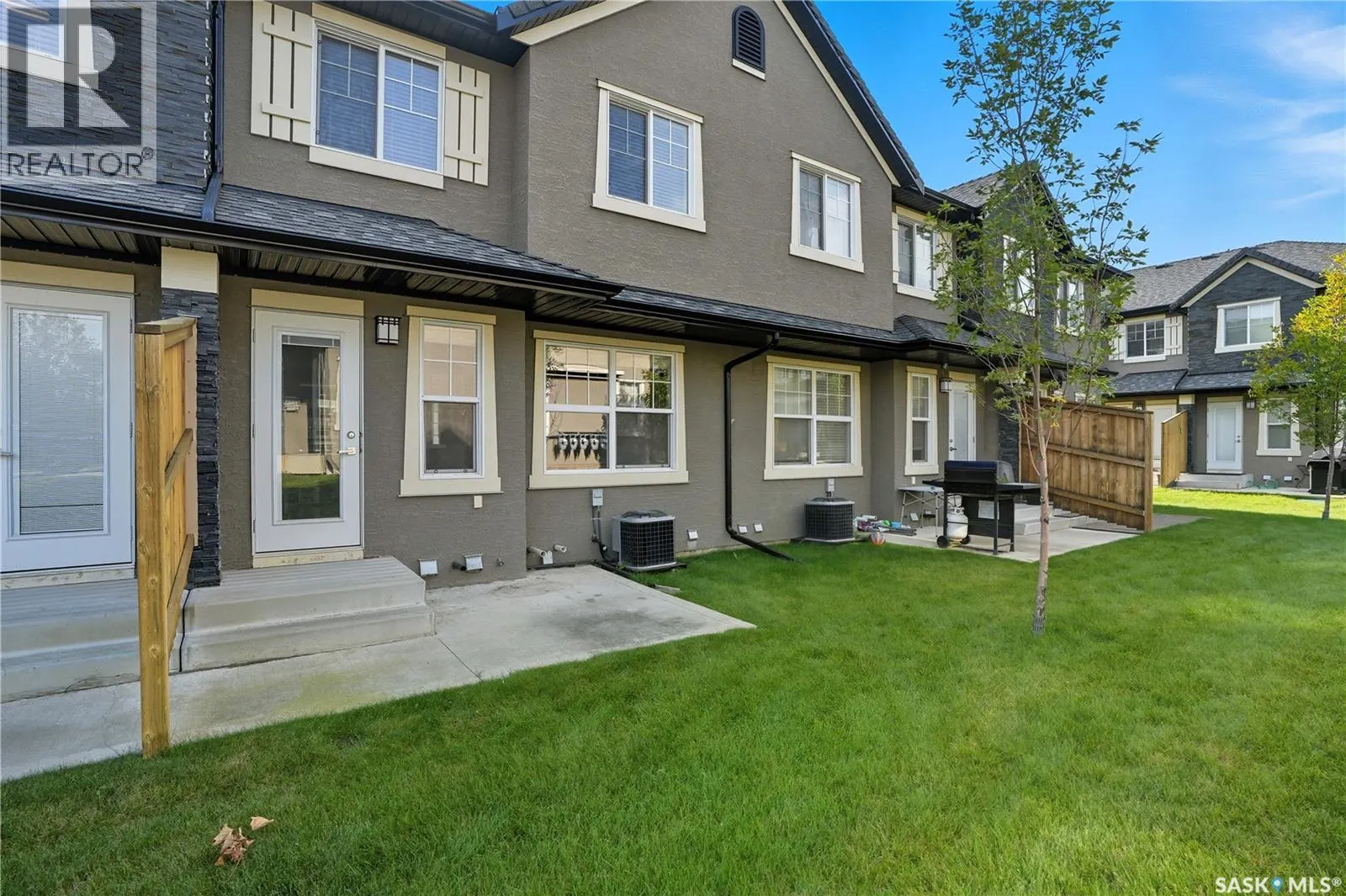 507 455 Rempel LANE