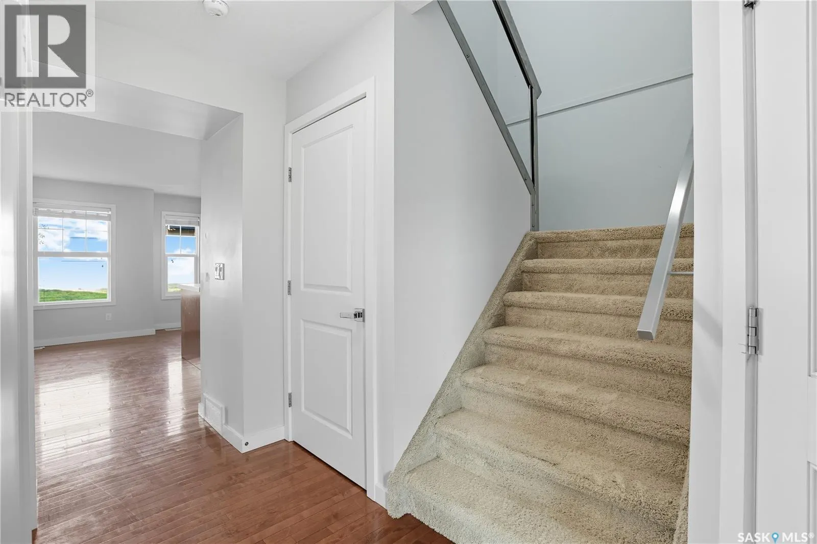507 455 Rempel LANE