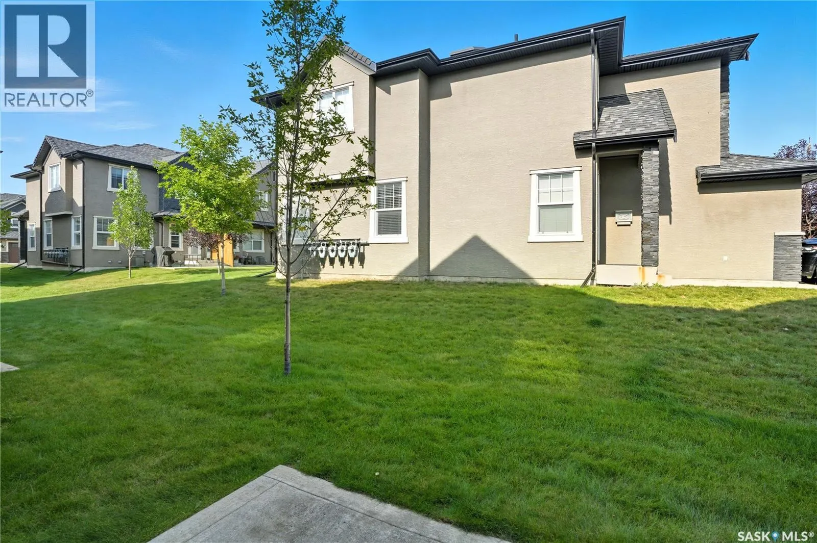507 455 Rempel LANE