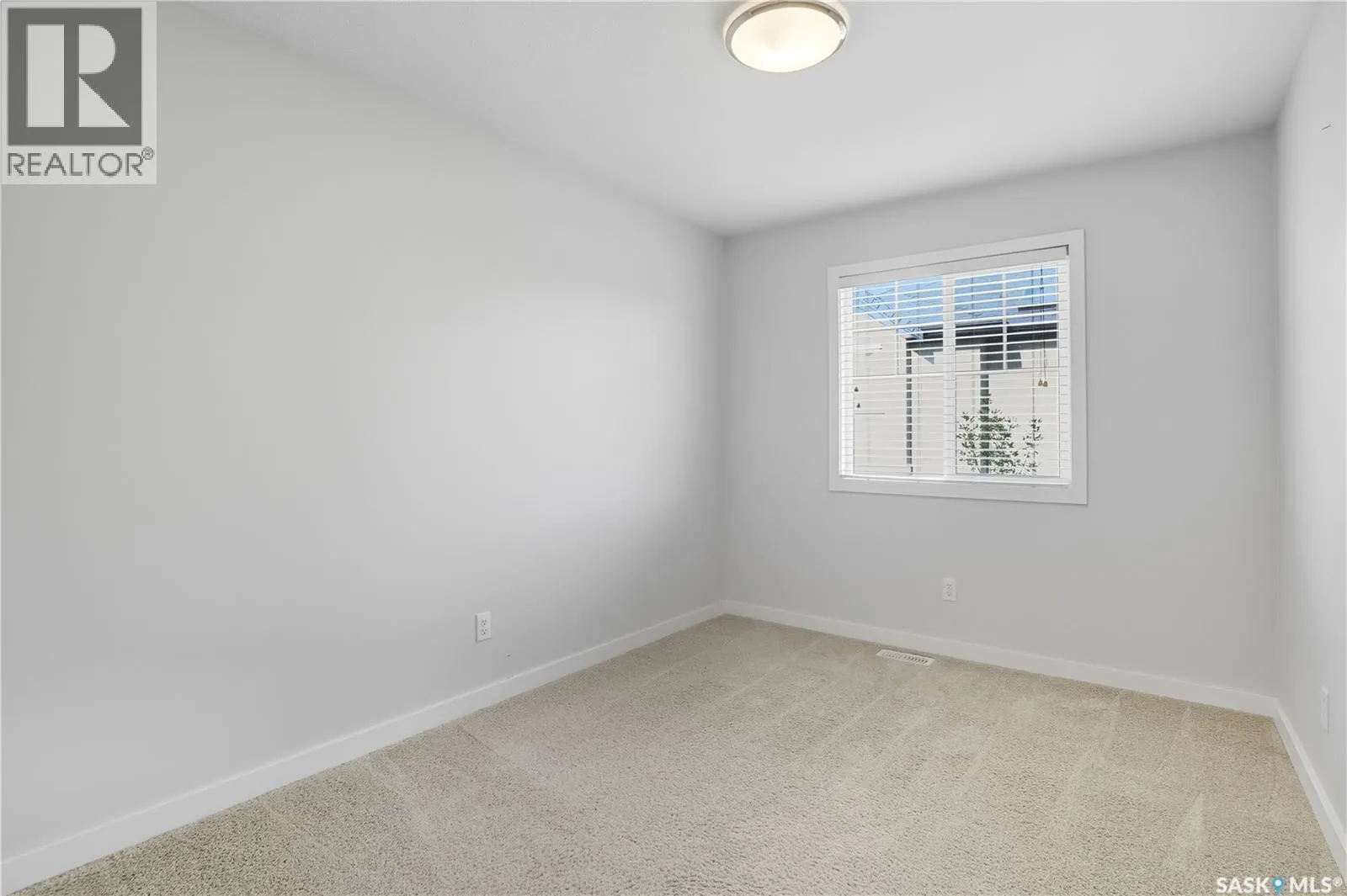 507 455 Rempel LANE