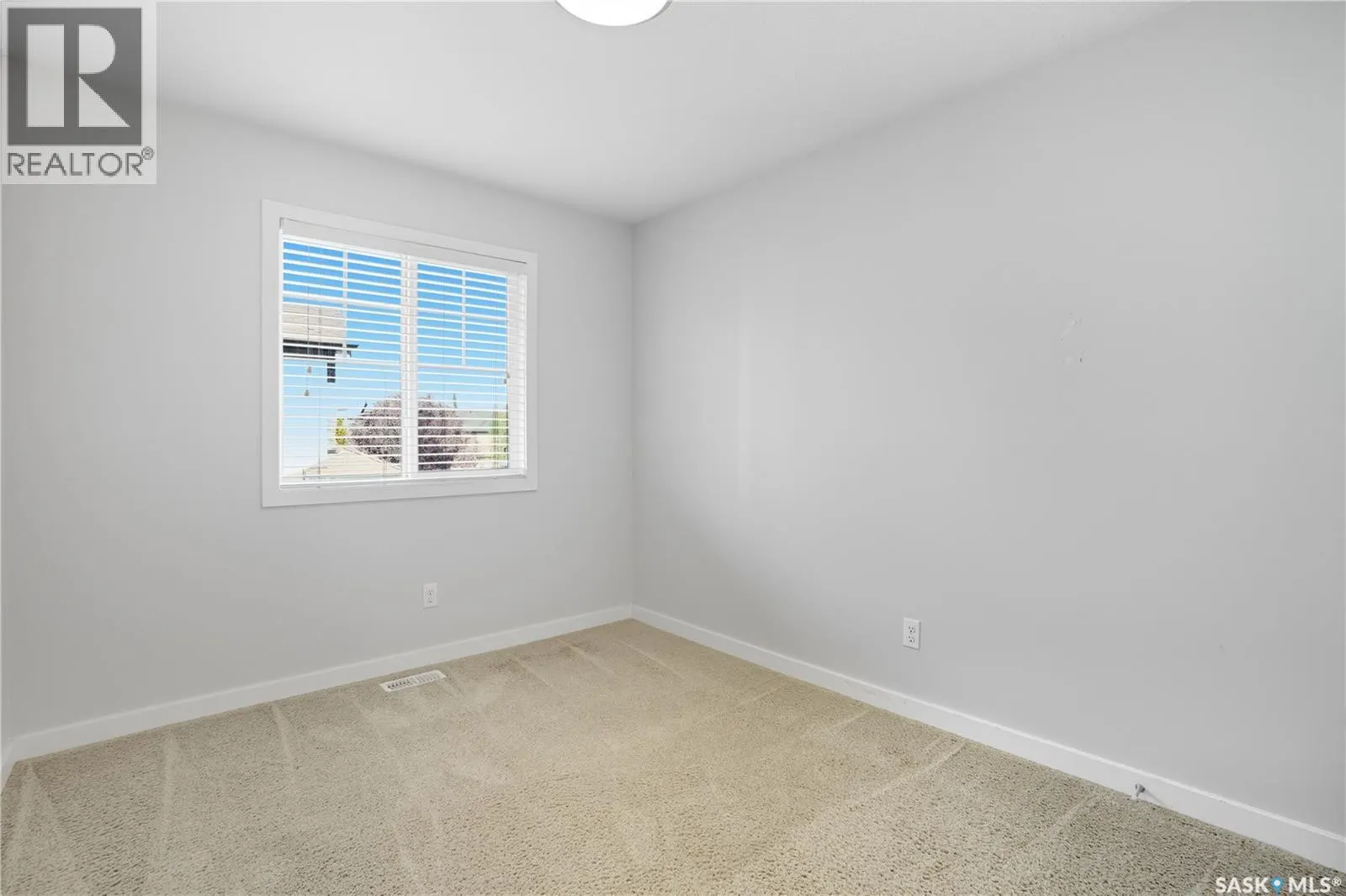 507 455 Rempel LANE