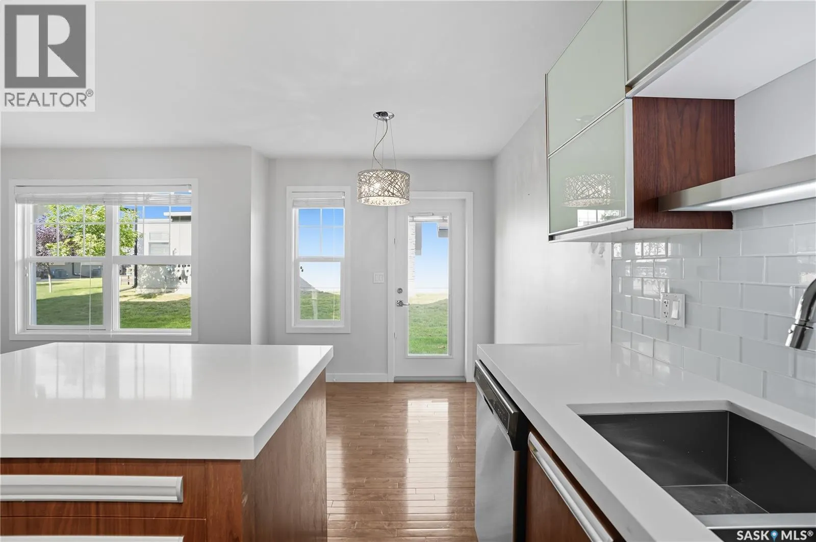 507 455 Rempel LANE
