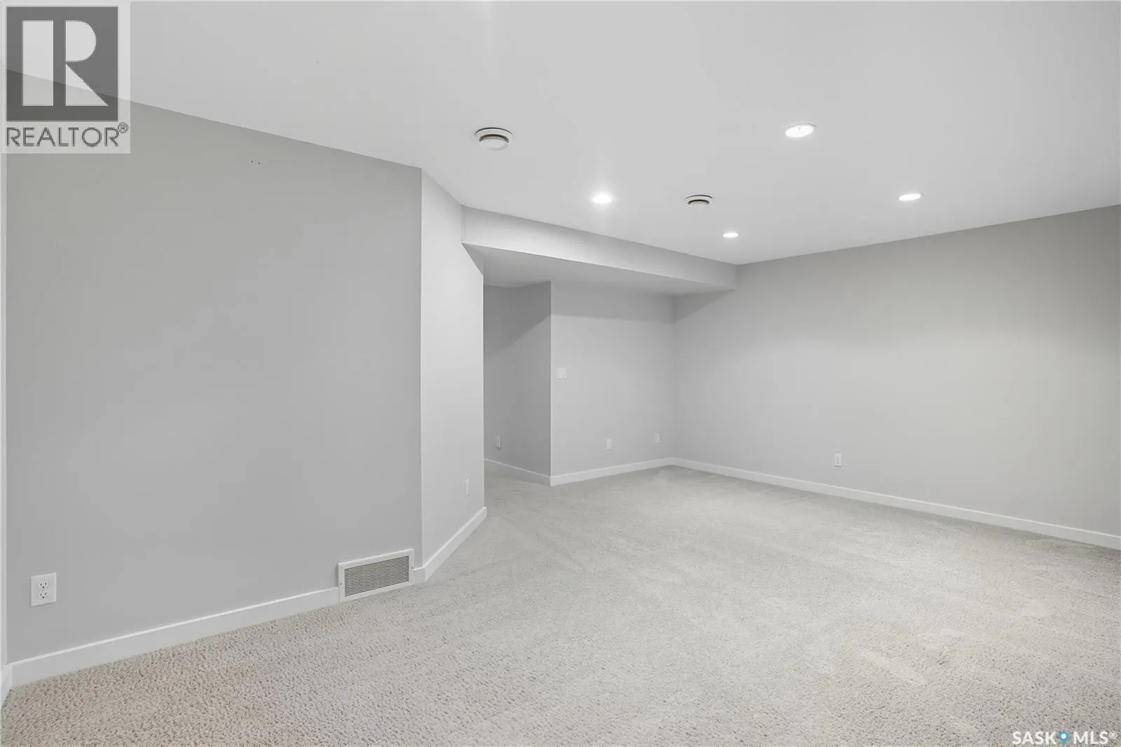 507 455 Rempel LANE