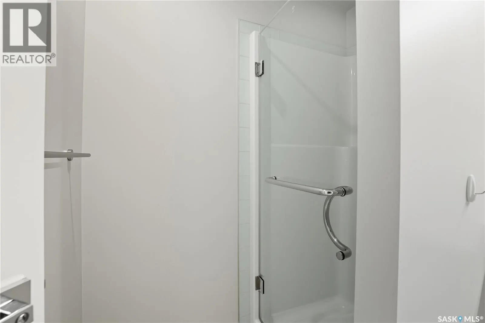 507 455 Rempel LANE