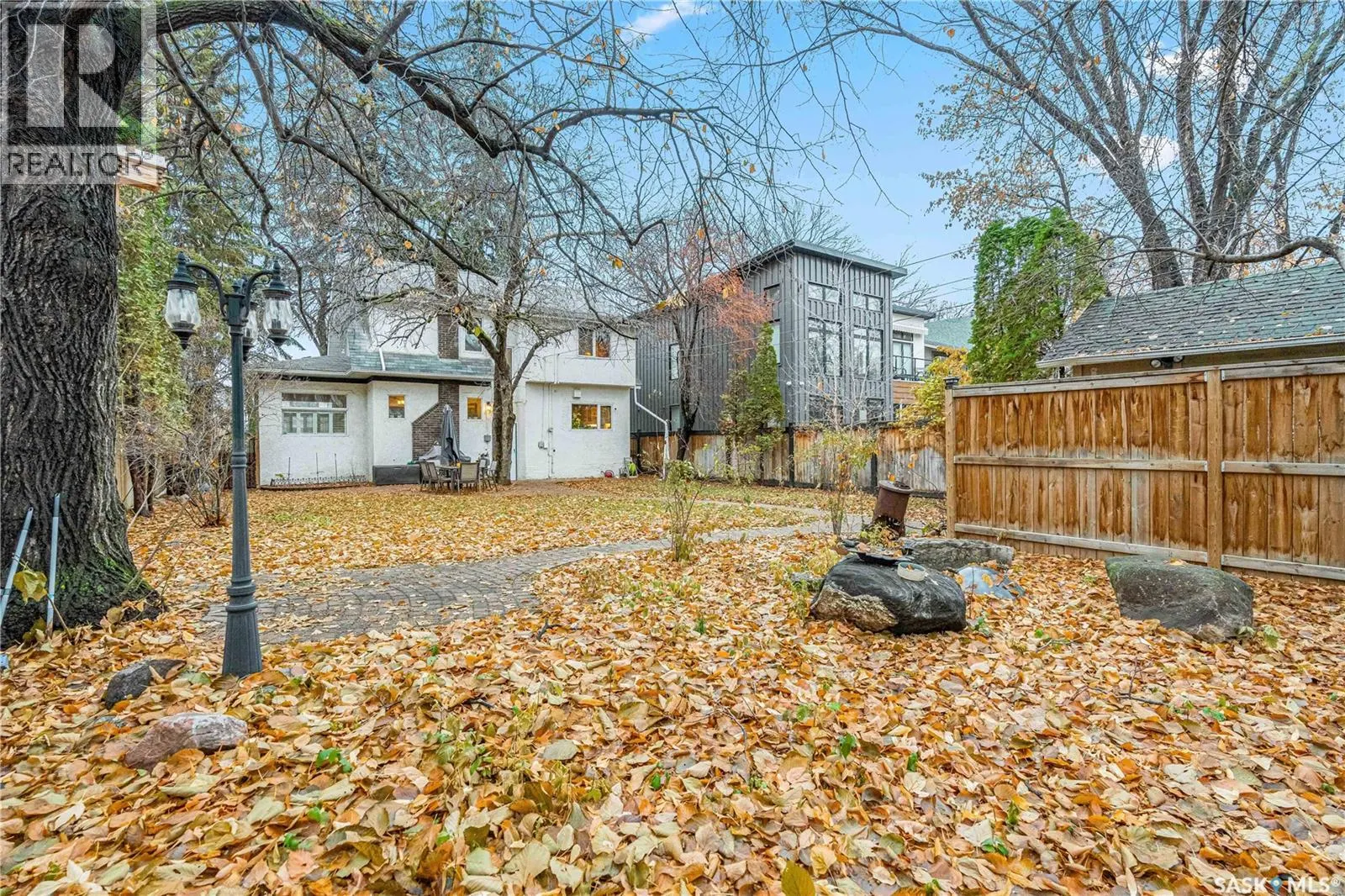 710 University DRIVE