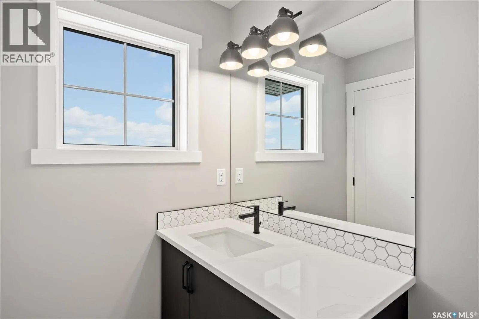 254 Nazarali COVE
