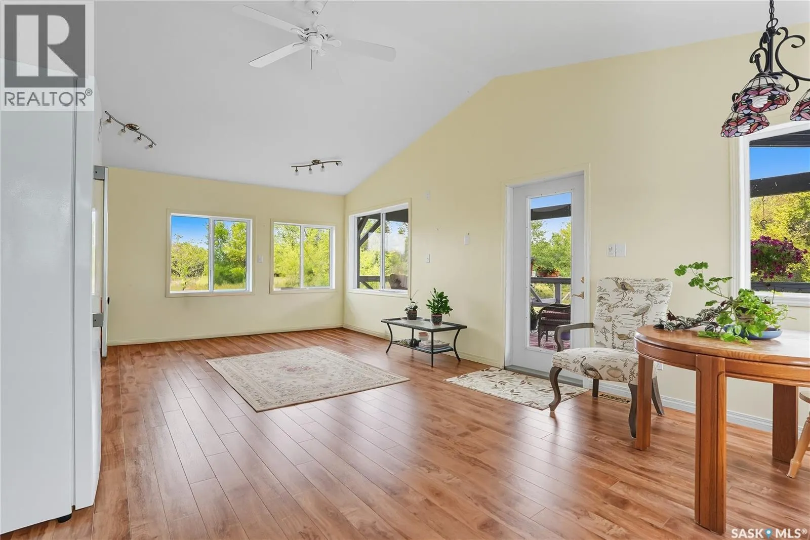 Grandora Acreage