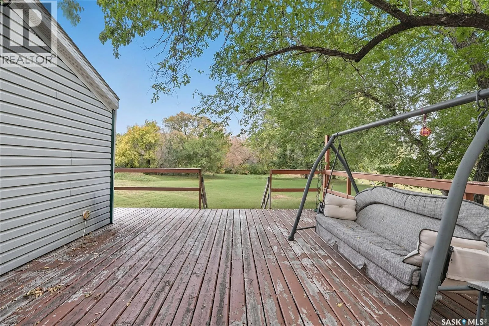 Grandora Acreage