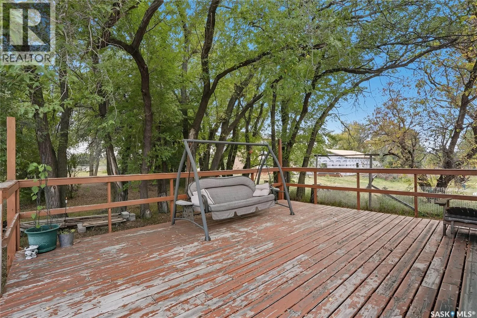 Grandora Acreage
