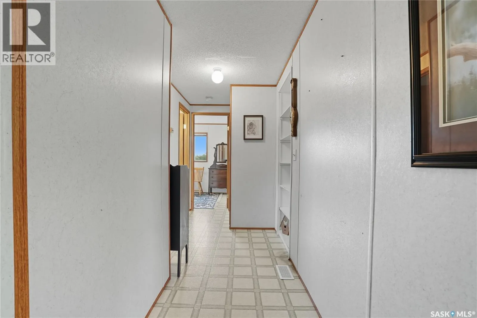 Grandora Acreage