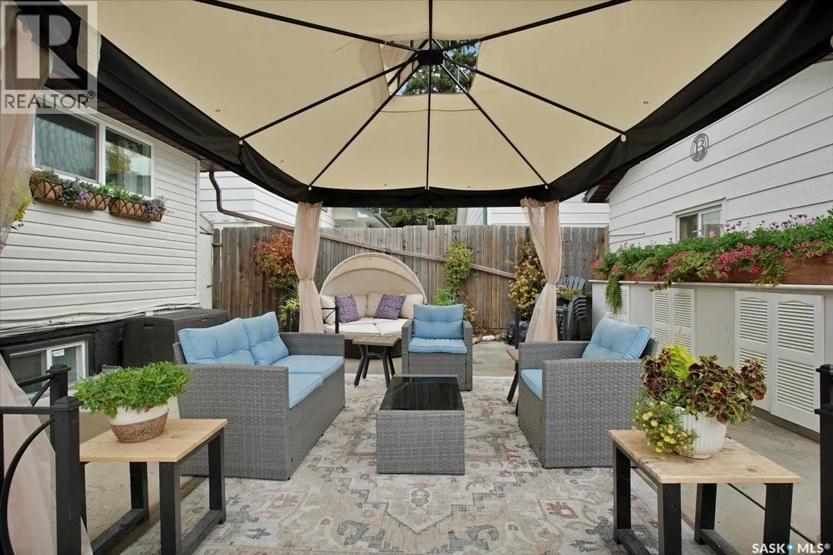 310 Willow STREET