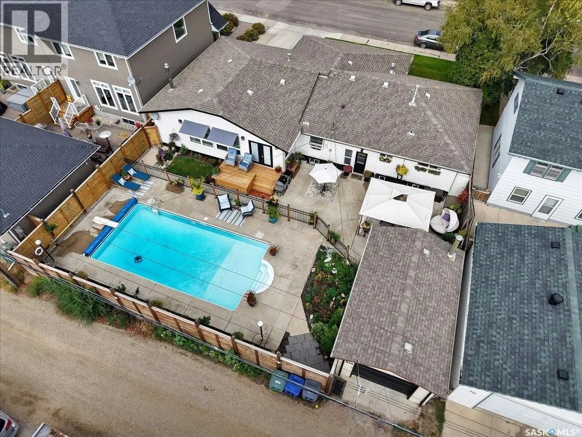 310 Willow STREET