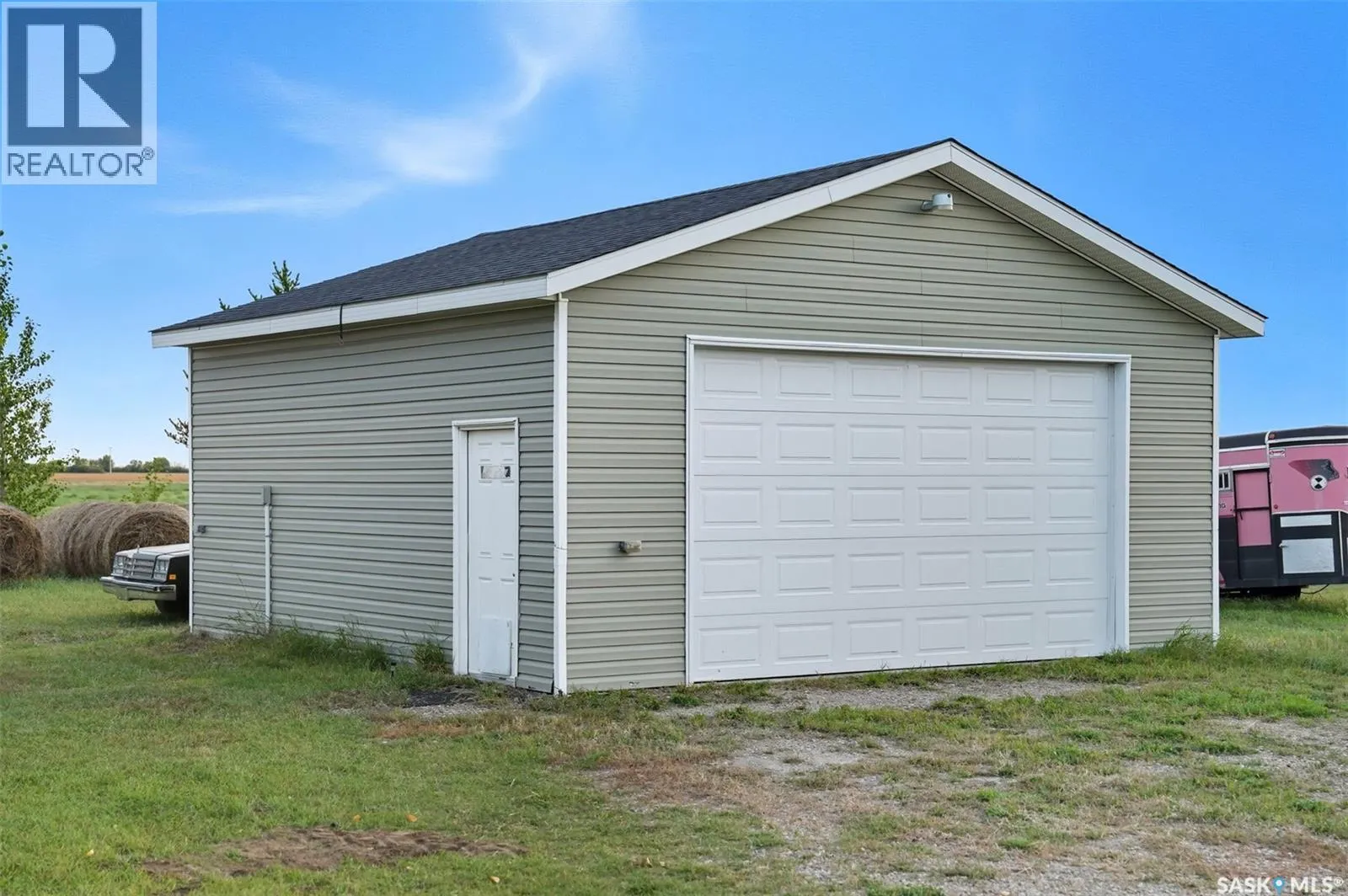 Chenier Acreage