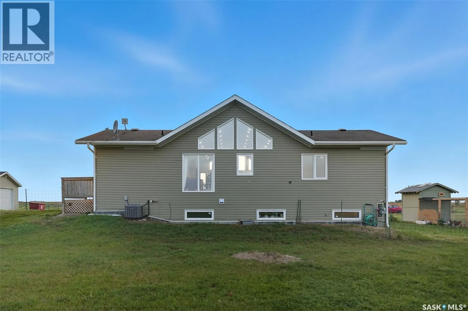Chenier Acreage