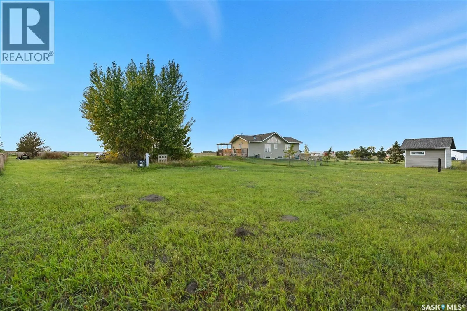 Chenier Acreage