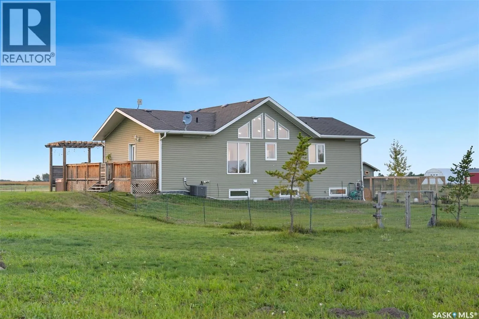 Chenier Acreage