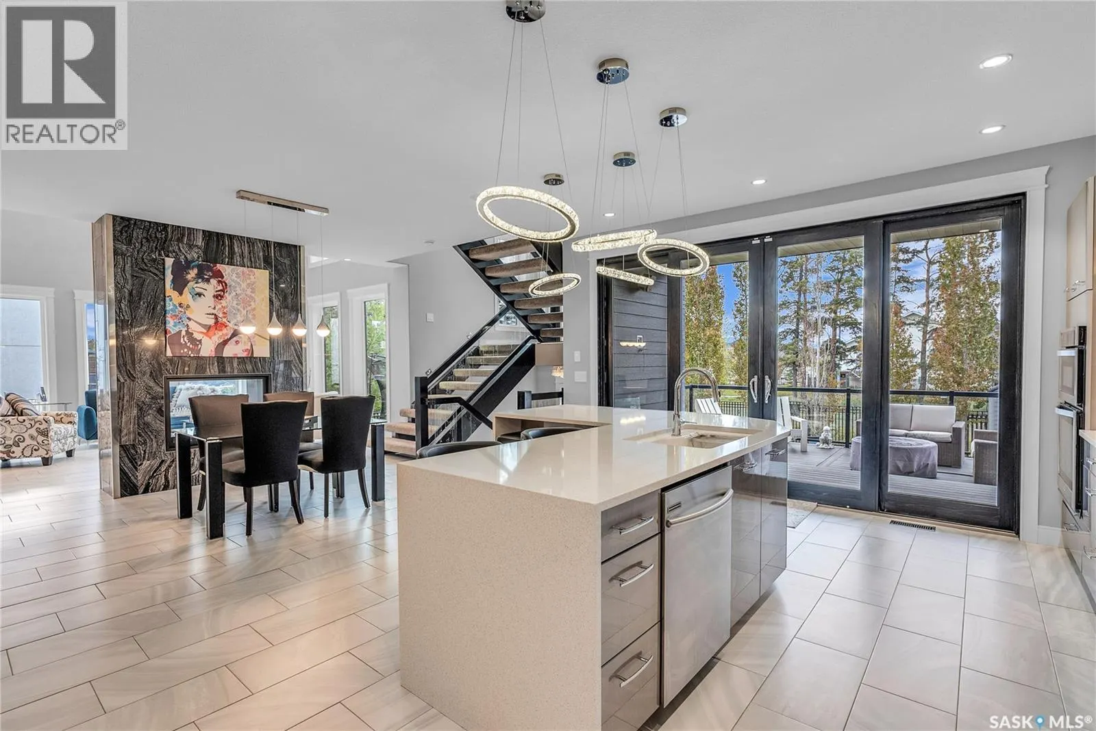 559 Atton LANE