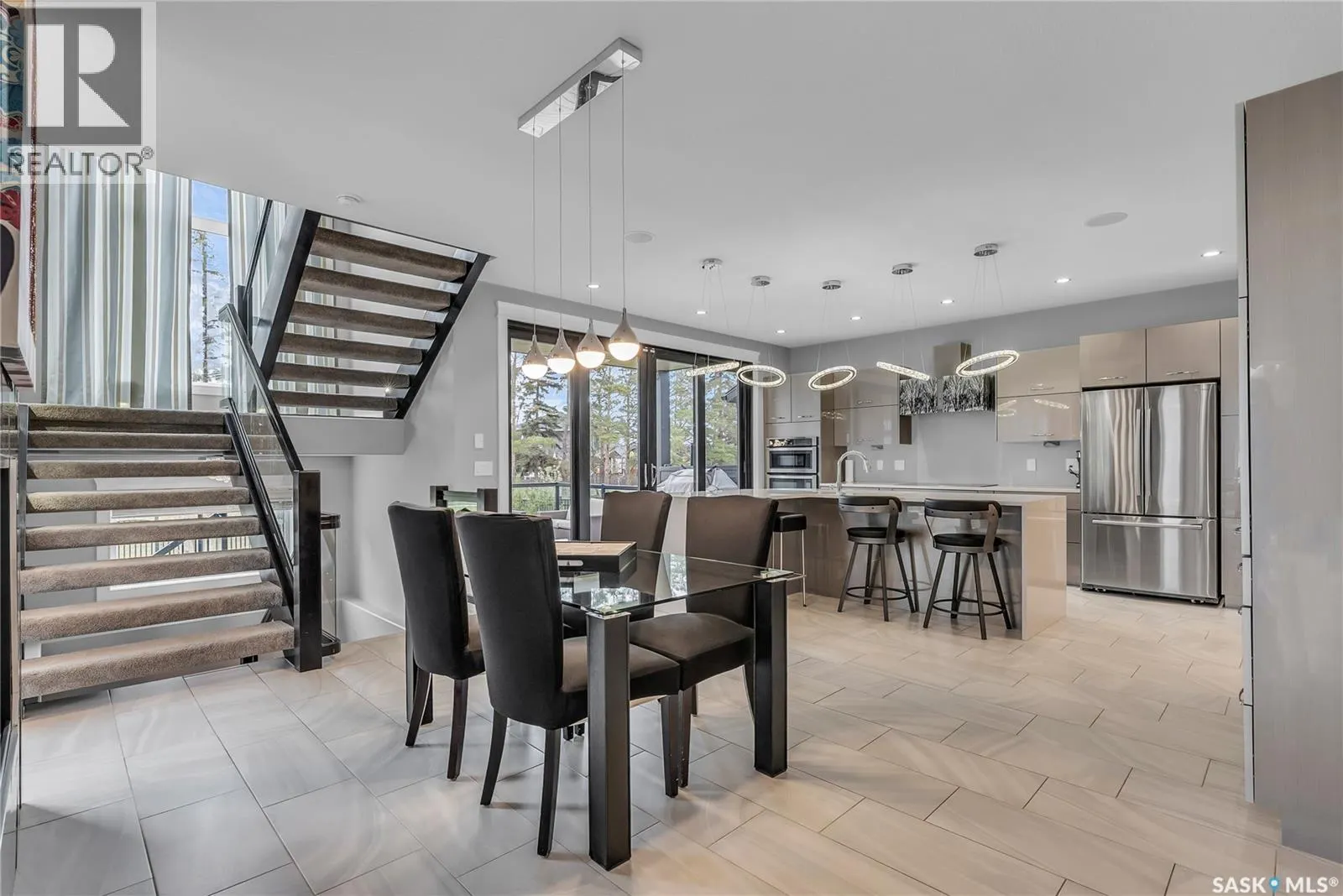 559 Atton LANE